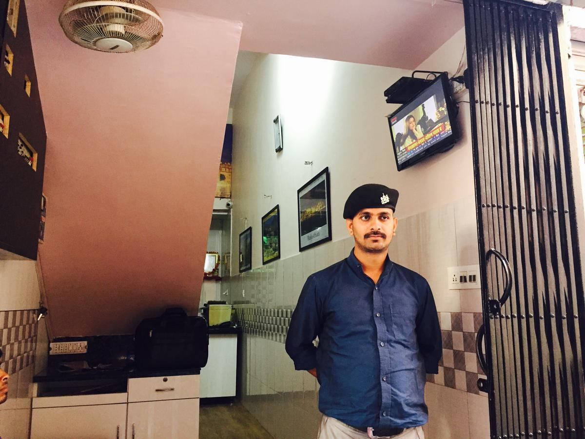 Hotel Ashirwad Udaipur Eksteriør bilde